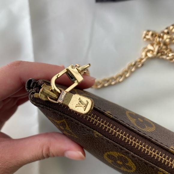 PENDING Vintage Authentic Pochette Accessories - Picture 3 of 15